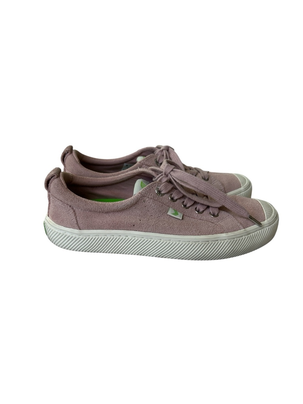 Cariuma Women's Dusty Pink Suede Low-Top Sneakers - Picture 3 of 9